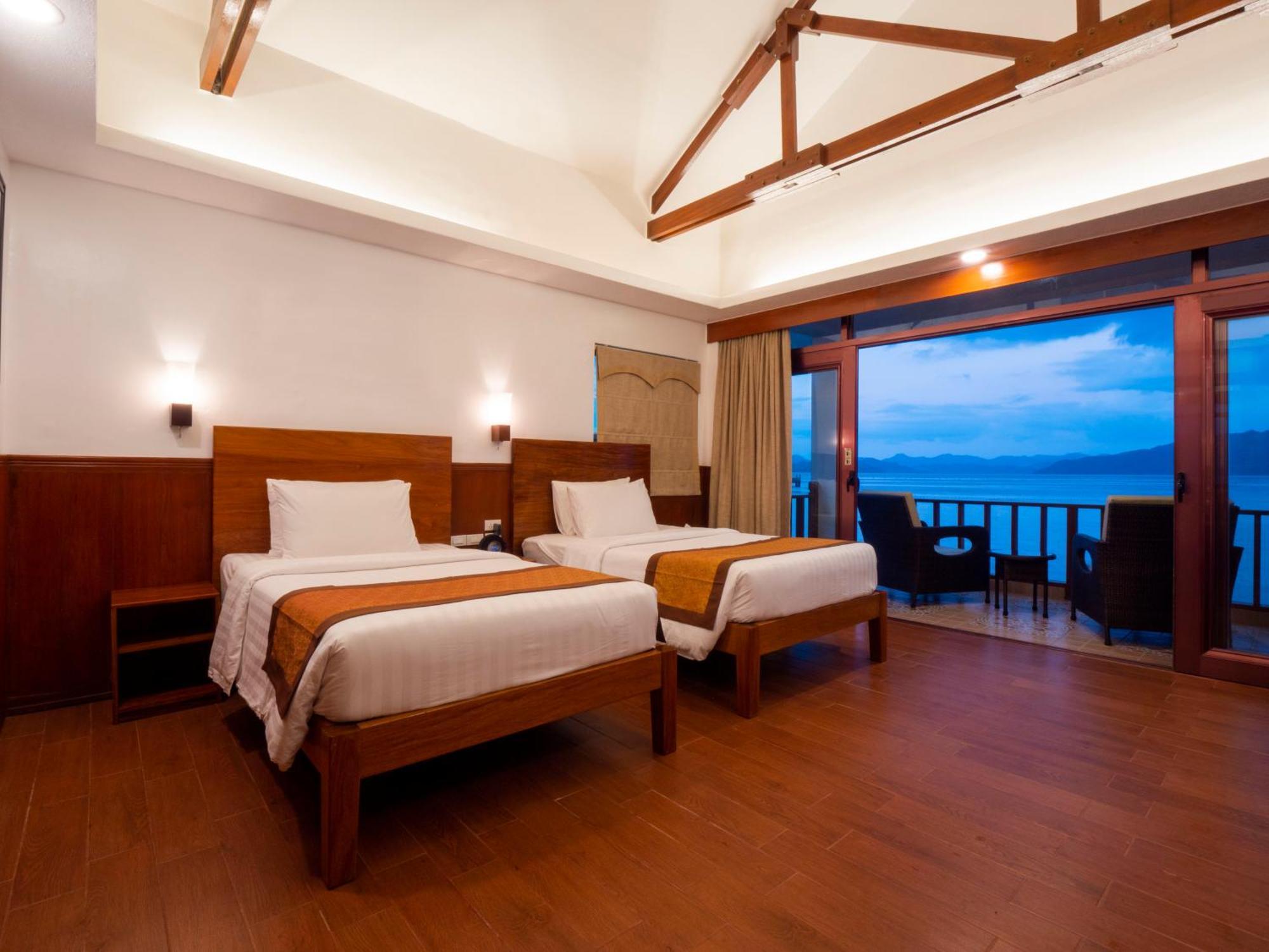 Sunlight Ecotourism Island Resort Culion Exterior photo