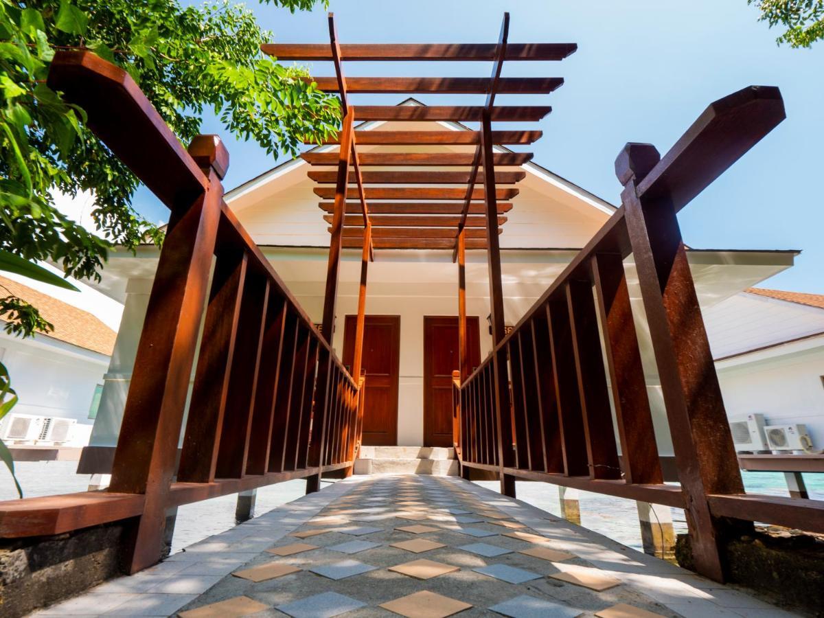 Sunlight Ecotourism Island Resort Culion Exterior photo
